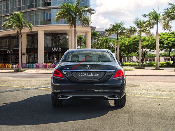 MERCEDES BENZ C200 exclusive 2020