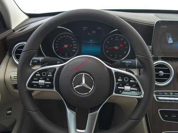 MERCEDES BENZ C200 exclusive 2020