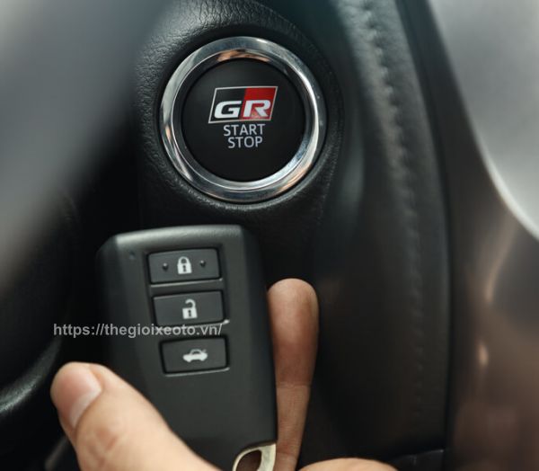 chìa khóa thông minh Vios GR-S 2021 bản thể thao