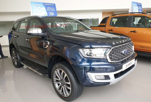 Ngoại thất Ford Everest 2022