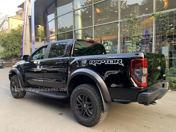 hông xe Ranger Raptor 2022