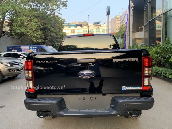 đuôi xe Ranger Raptor 2022