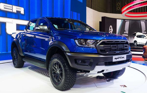Thiết kế đầu xe Ranger Raptor