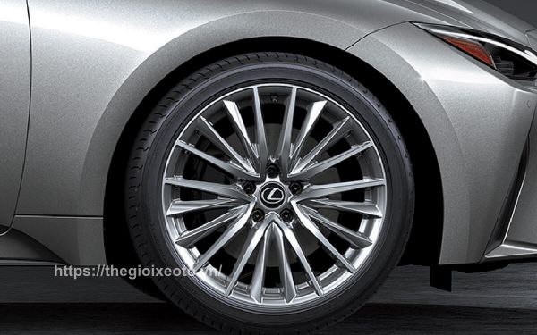 mâm xe Lexus IS 2022