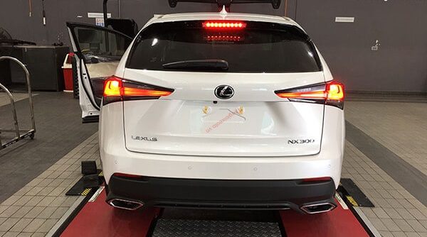 đuôi xe lexus nx300 2021