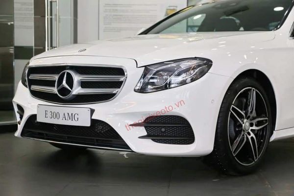 Hình ảnh Mercedes E 300 AMG 2019