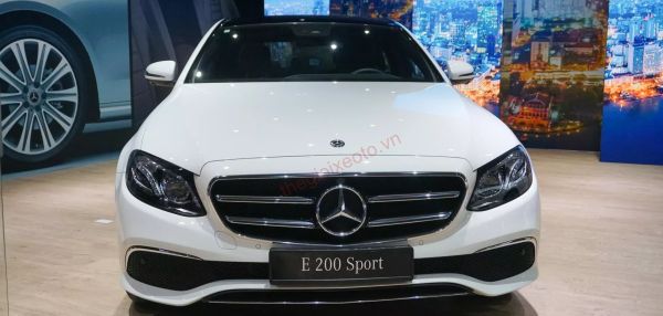 Phần đầu xe Mercedes E200 Sport 