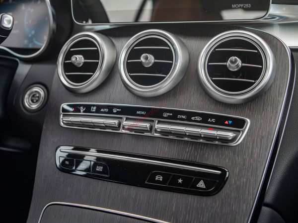 hệ thống điều hòa Mercedes-Benz GLC 300 COUPE 2022