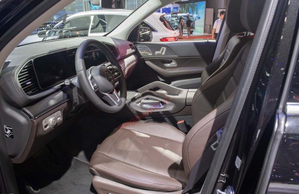 ghế lái MERCEDES BENZ GLE 450 4MATIC 2022