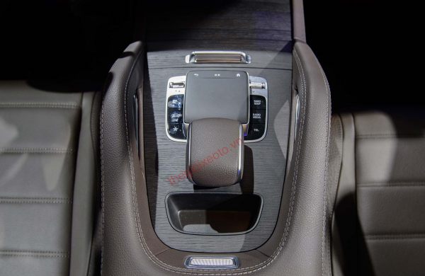 nội thất MERCEDES BENZ GLE 450 4MATIC 2022