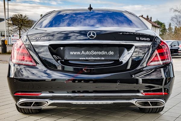 đuôi xe MERCEDES BENZ MAYBACH S560
