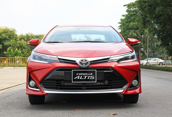 Phần đầu xe Altis 2021 