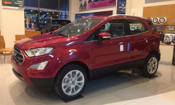 Ngoại thất màu đỏ Ruby của Ford Ecospot 2022