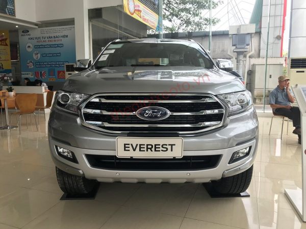 Đầu xe Ford Everest 2021