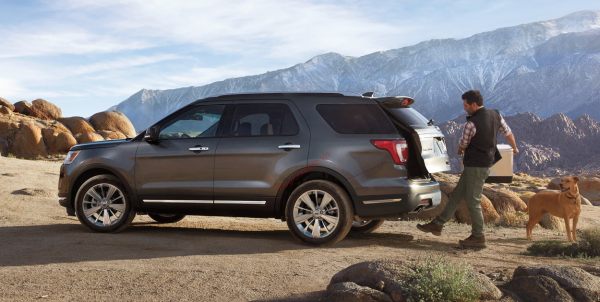 Chức năng đá cốp trên Ford Explorer 2021