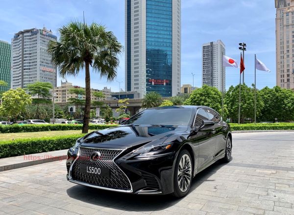 Ngoại thất Lexus LS 500 và LS 500h 2022