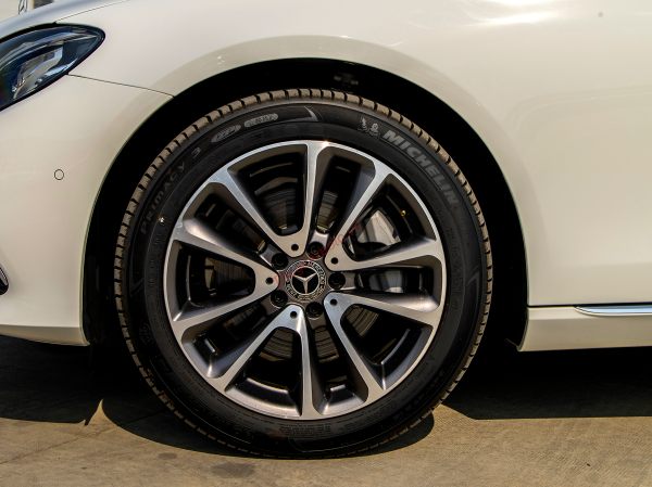 lazang mercedes E200 Exclusive