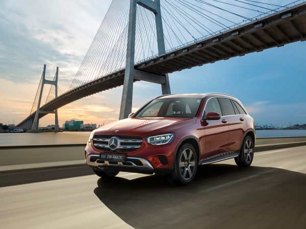 Giá xe Mercedes GLC 200 4Matic 2021 lăn bánh