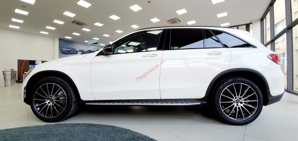 Thân xe GLC 300 2020