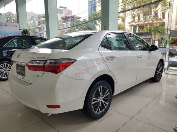 toyota corolla altis 2019 mau trang ngoc trai