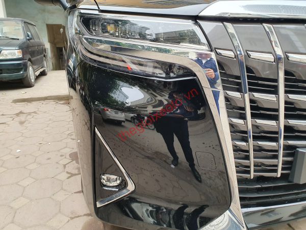 ngoại thất toyota alphard luxury