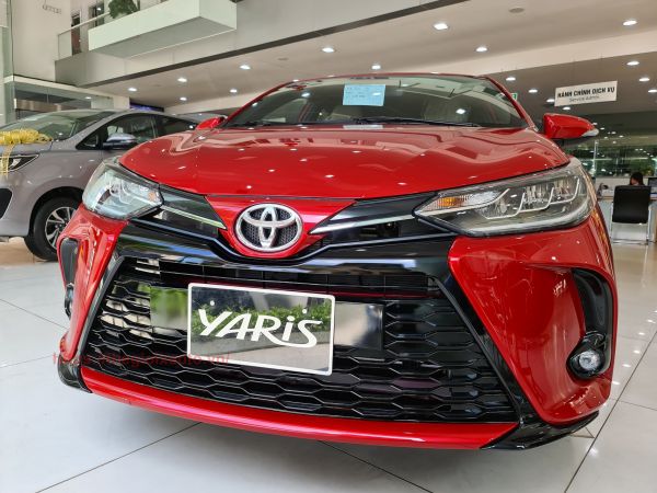 đầu xe toyota yaris 2021