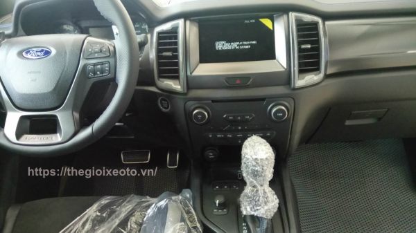 tiện nghi Ranger Raptor 2022