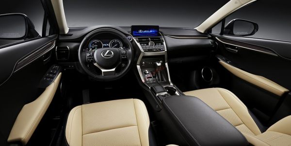 Nội thất Lexus NX300 2022