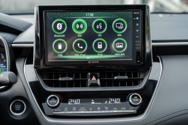 màn hình giải trí corolla cross 2023