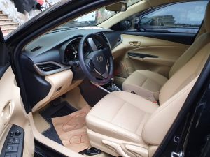 ghế lái Vios E số tự động và Vios E số sàn 