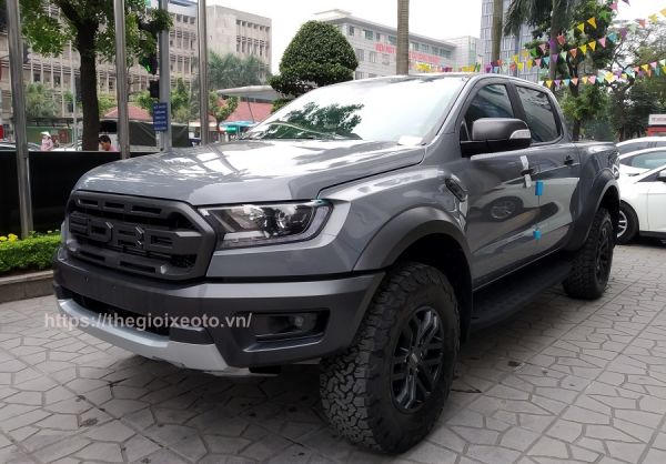 Ranger Raptor 2022 màu xám