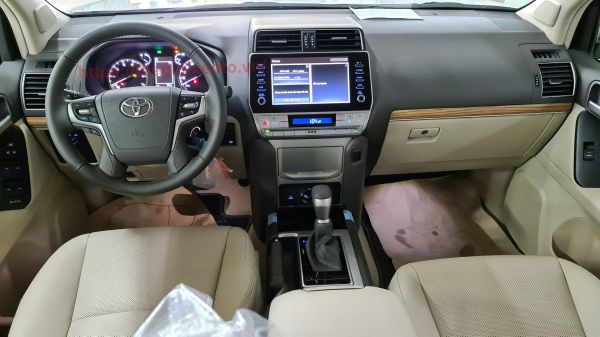 Nội thất Land Cruiser Prado 2021