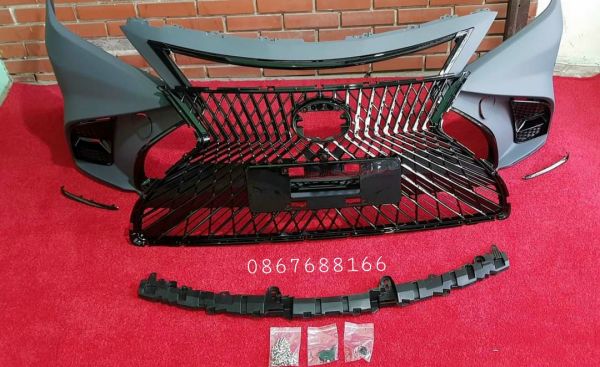 Các chi tiết trong gói đọ mặt ca lăng Lexus cho Toyota Camry 2020 - 2021