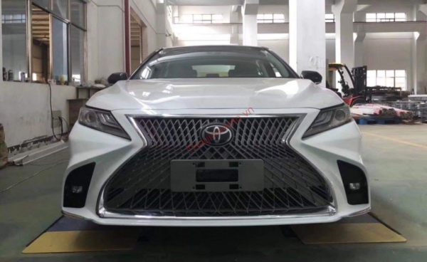 Toyota Camry 2021 độ cản Lexus