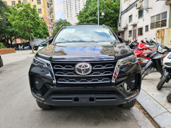 đầu xe toyota fortuner 2022