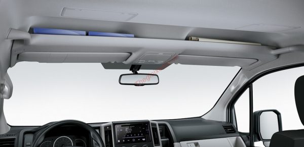 Các vị trí tiện ích để tài liệu và để đồ trên Hiace 2021