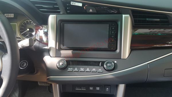 màn hình dvd toyota innova