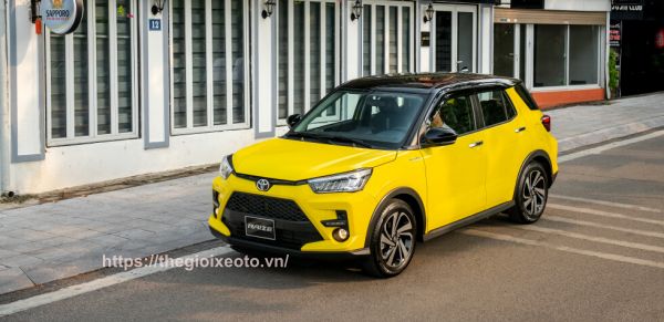 đèn pha Toyota Raize 2022