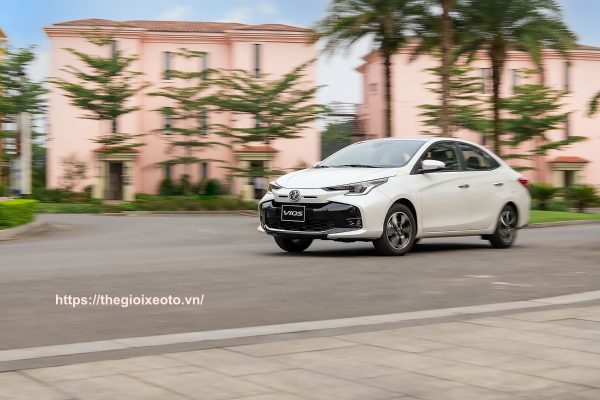 Đánh giá xe Toyota Vios 2023