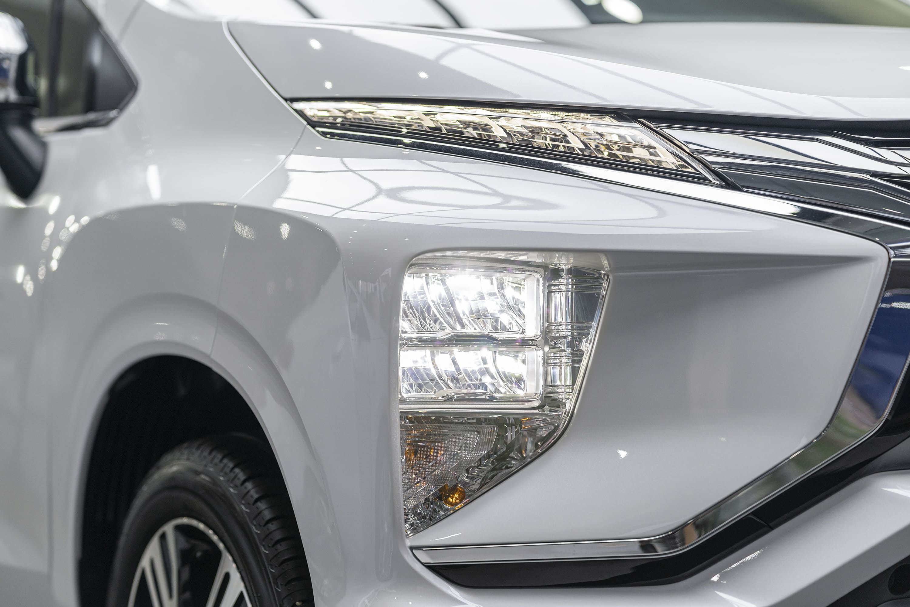xe-mitsubishi-xpander-2020-12