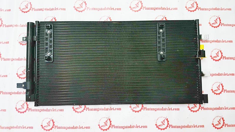 Giàn nóng AUDI A4 chính hãng - 8K0260403AB