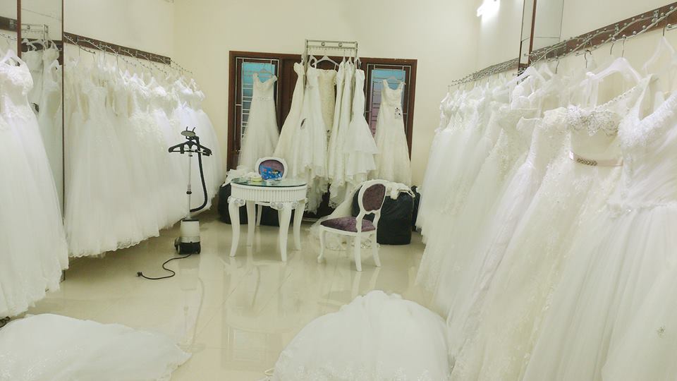 6 điều lưu ý khi mua áo cưới tại chợ Tân Bình TpHCM - NiNiStore 2024