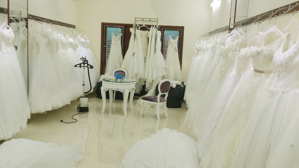 Thuê váy cưới ở đâu đẹp Hà Nội - Review váy cưới tại Lisha Bridal