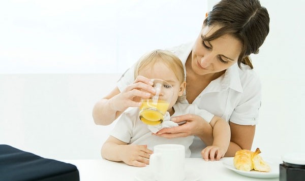 Hạn chế ngộ độc dung môi hóa chất cho trẻ em mùa lễ tết - Công ty TNHH Hóa chất Thiên Phước