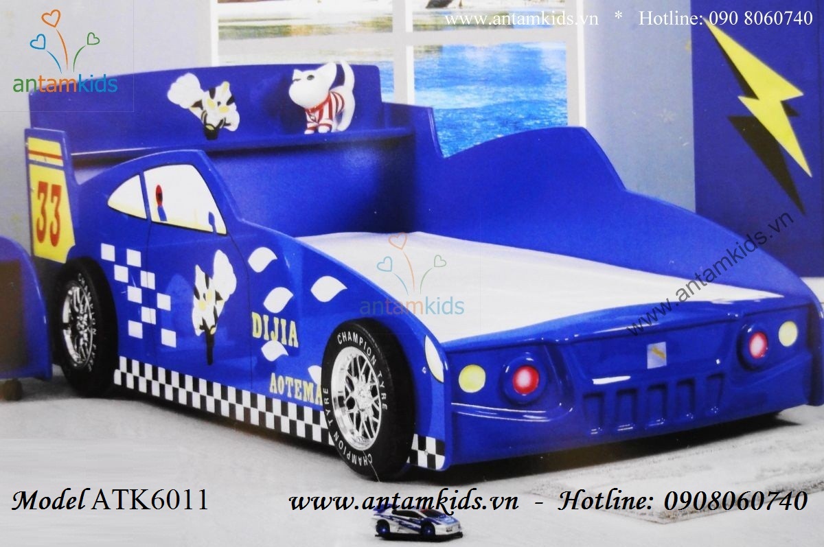 Giường hình xe ô tô cho bé trai mê xe hơi - Màu xanh cực ngộ nghĩnh