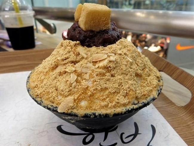 tô bát kem tuyết bingsu tại hà nội