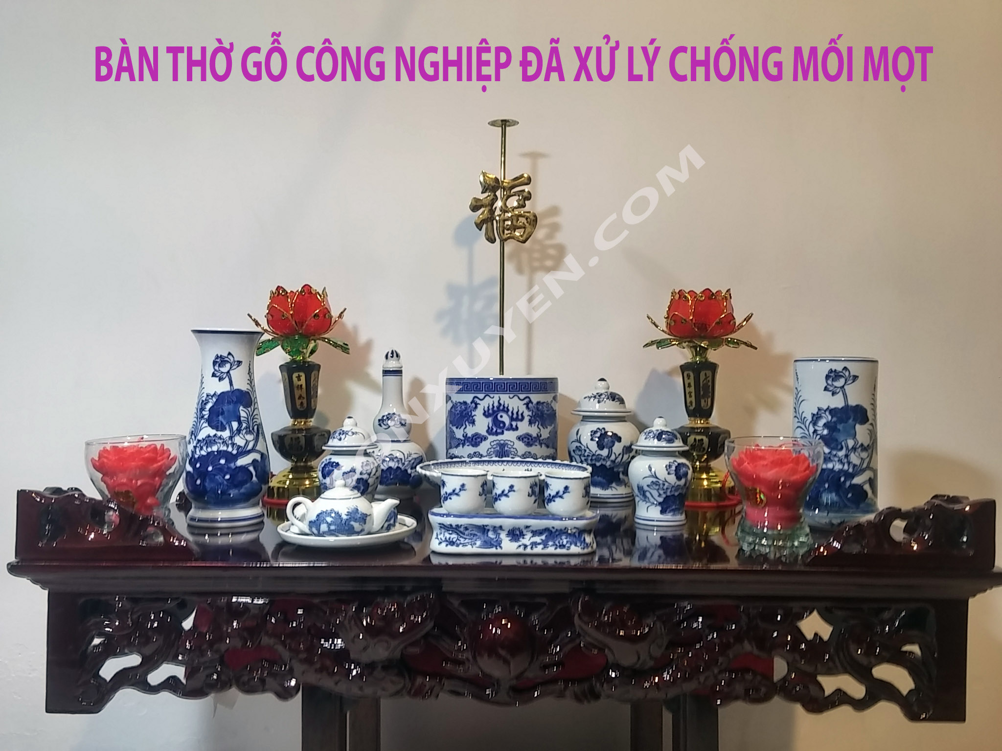 Bàn thờ treo tường gỗ công nghiệp