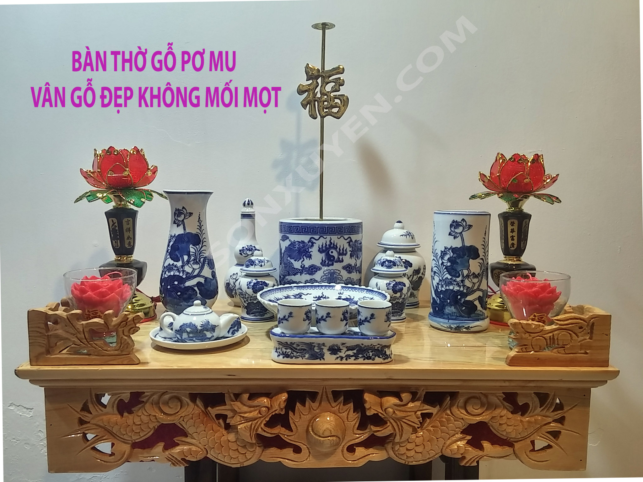 bàn thờ treo tường gỗ pơ mu 