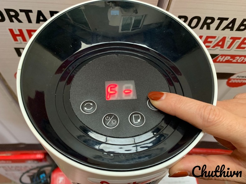 Quạt sưởi nhiệt Saiko HP-2092R - Có điều khiển từ xa, Bảo hành 18 tháng trên toàn quốc