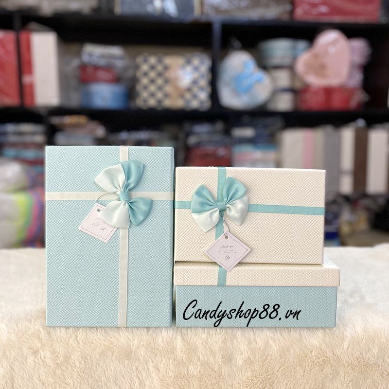 Hộp đựng quà sinh nhật